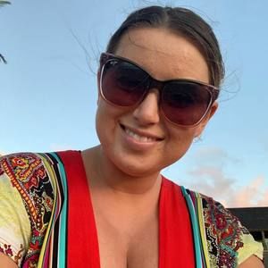 Meet your Posher, Brittnie